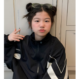 大童复古撞色宽松版运动休闲上衣春装